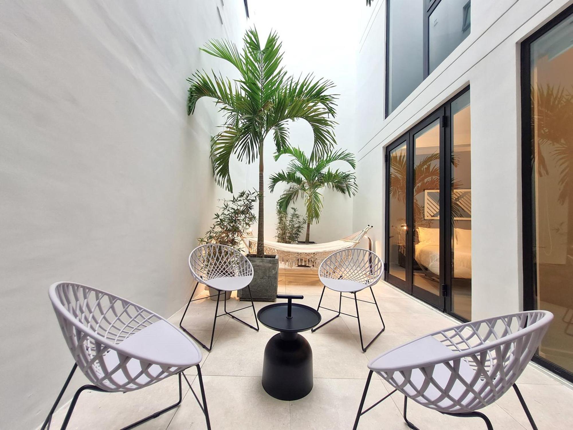 Lesplanade By Wynwood House